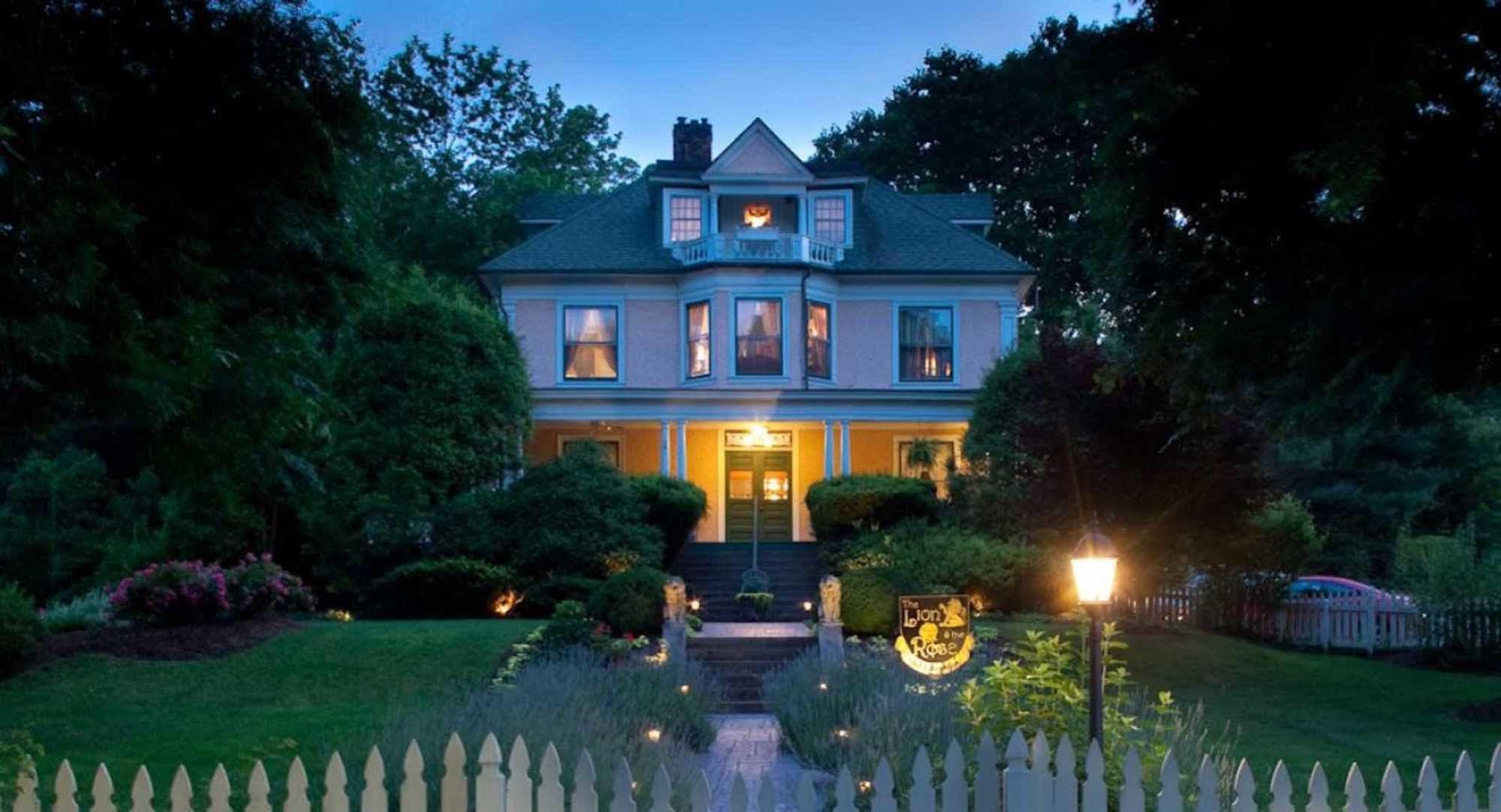 The Lion And The Rose Bed And Breakfast Asheville Exteriör bild