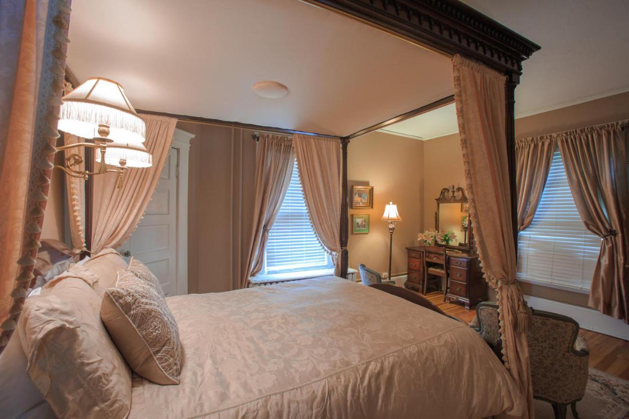 The Lion And The Rose Bed And Breakfast Asheville Exteriör bild