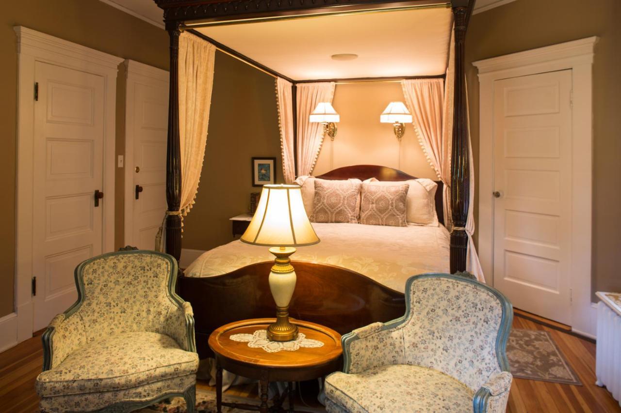 The Lion And The Rose Bed And Breakfast Asheville Exteriör bild